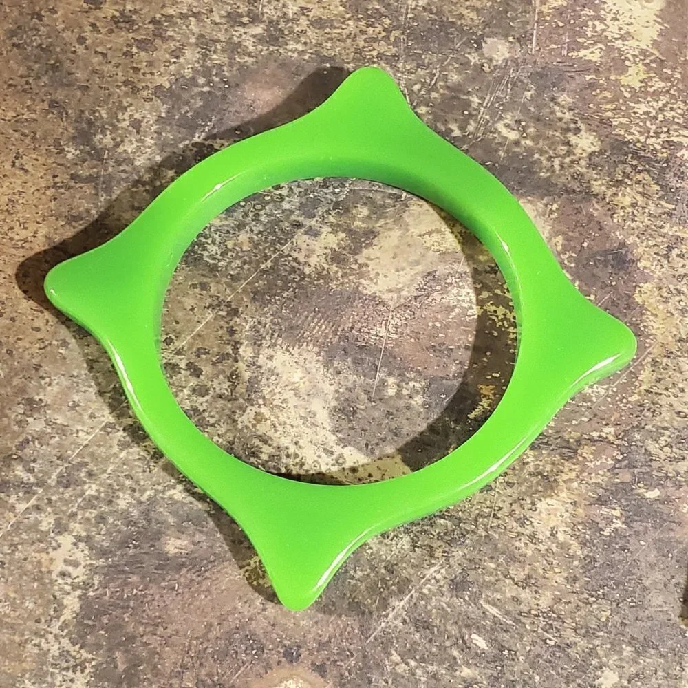 Lime Green Irregular Square New Vintage Y2K 90s Retro Structural Bangle Bracelet